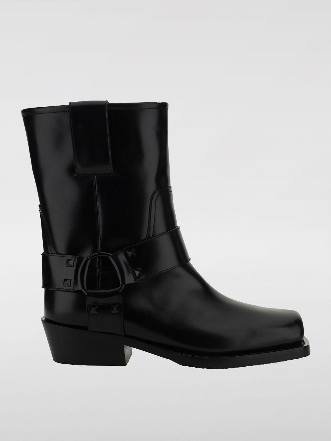 VALENTINO GARAVANI Rockstud Biker Ankle Boots In Calf Leather In Schwarz Product Image