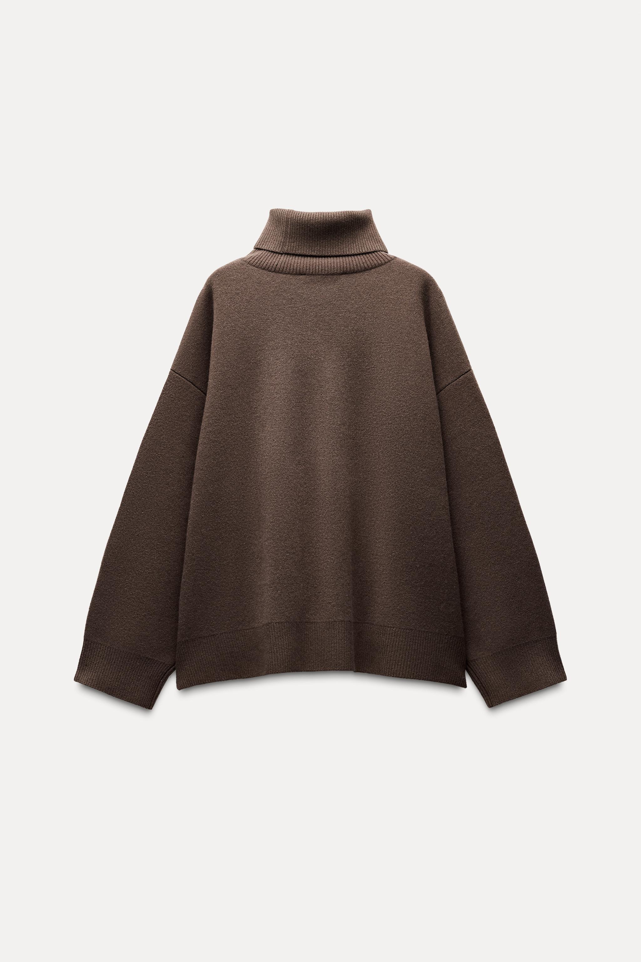 OVERSIZED WOOL SWEATER Product Image