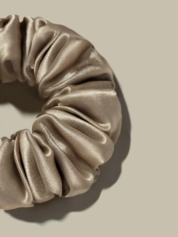 Midi Classic Silk Scrunchies Set Product Image