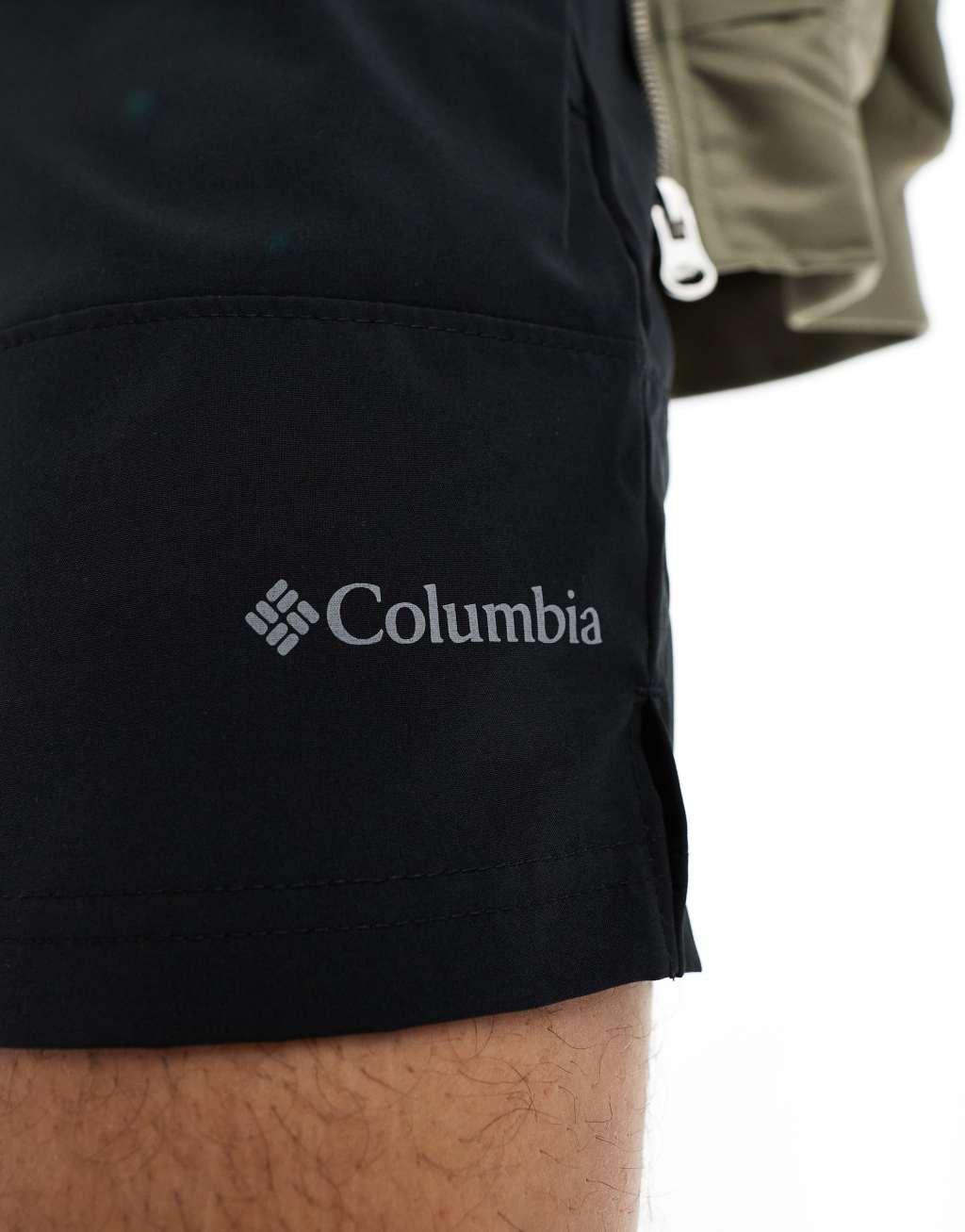 Columbia shorts in black Product Image