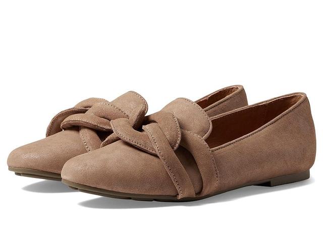 Gentle Souls by Kenneth Cole Eugene Chain (Mushroom) Women's Shoes Product Image