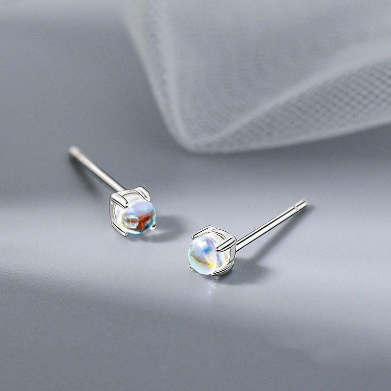 Beaded Stud Earring Product Image