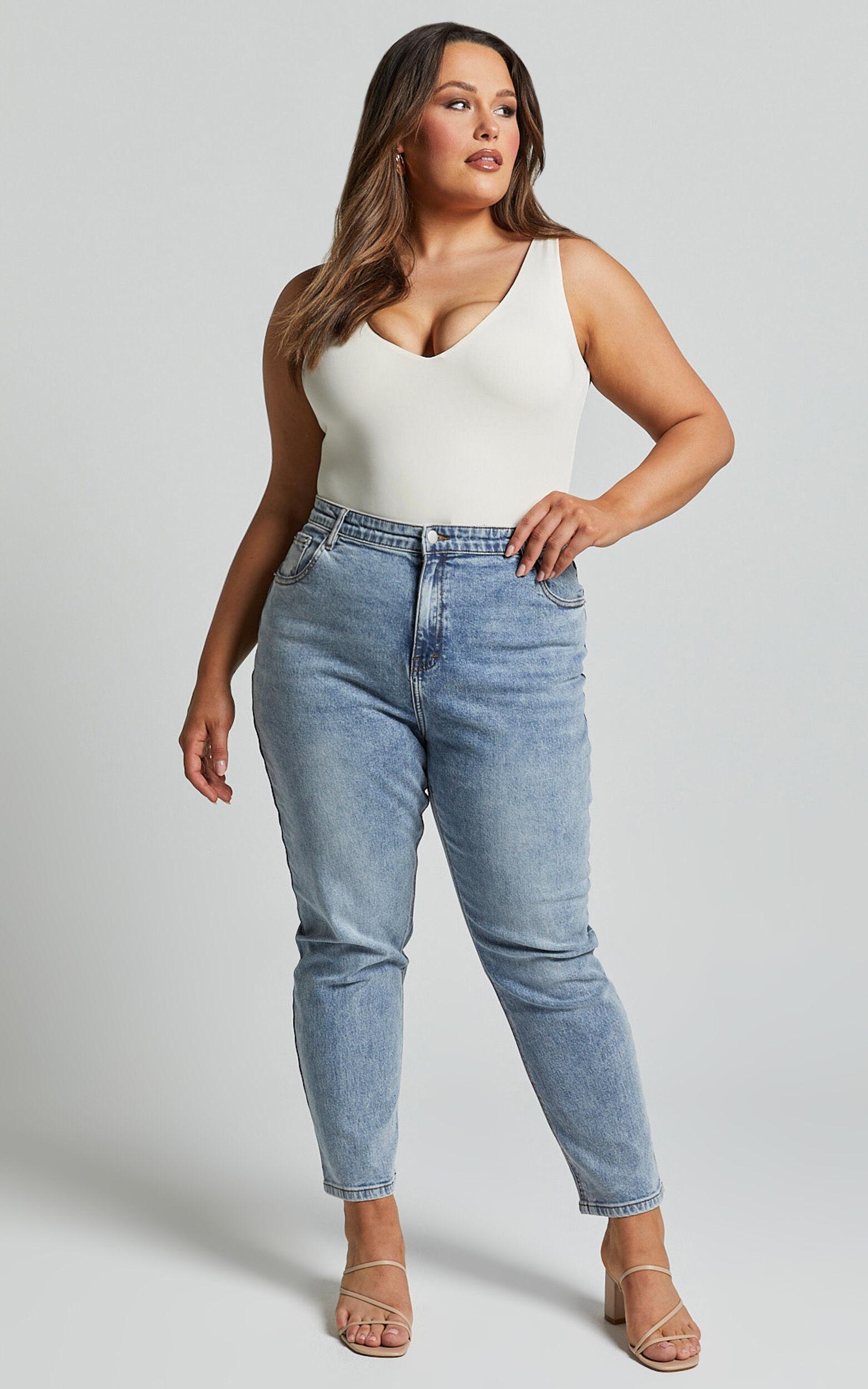 Lucilla Jeans - High Waisted Contour Fitted Denim Jeans in Mid Blue Wash Product Image