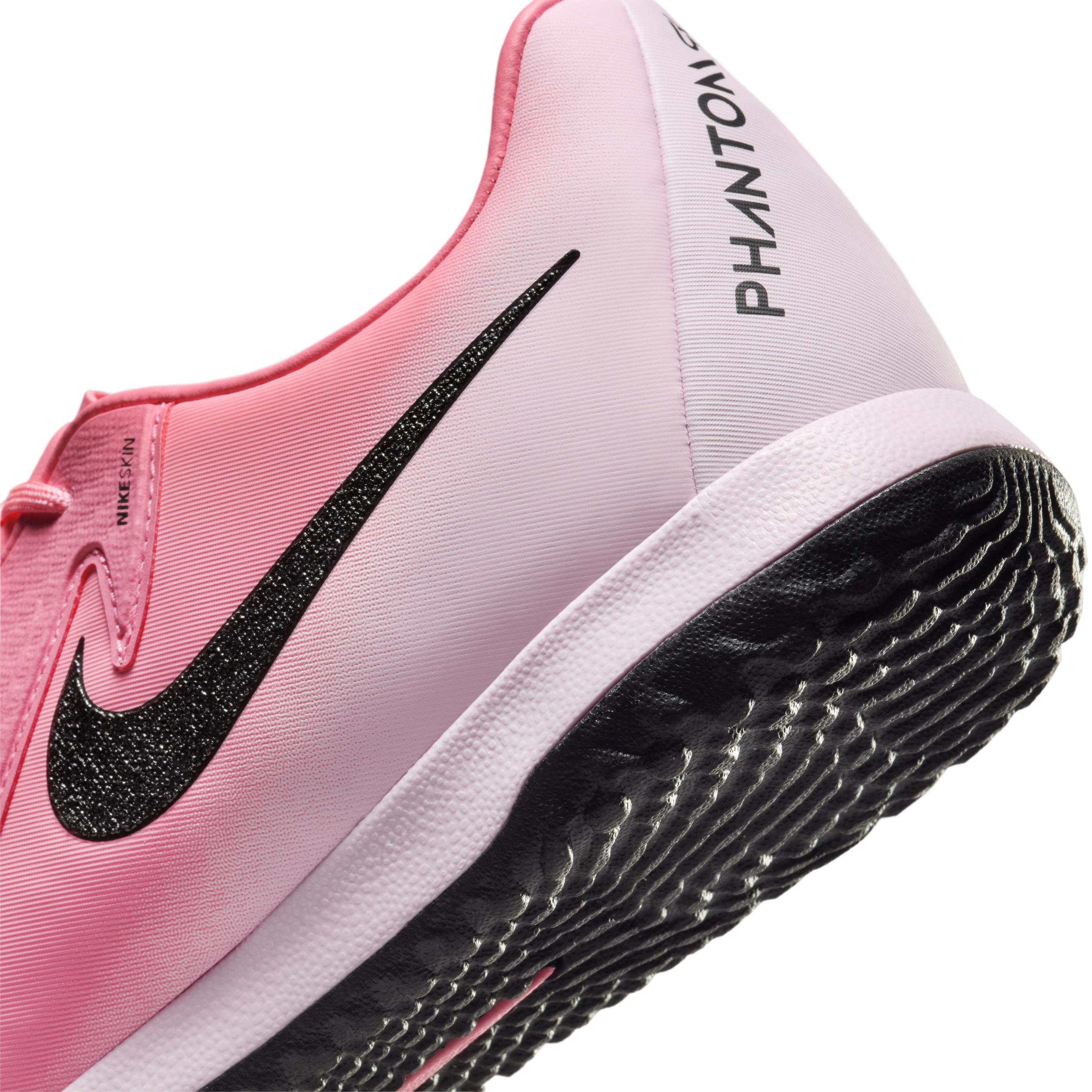 Nike Phantom GX 2 Academy IC Low-Top Soccer Shoes Product Image