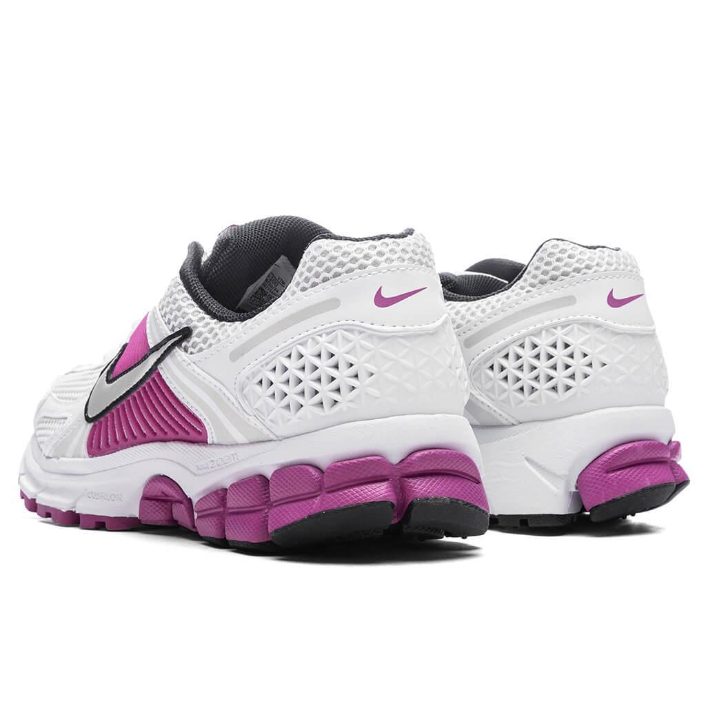 Women's Zoom Vomero 5 - Phantom/Metallic Platinum/Light Iron Ore Female Product Image