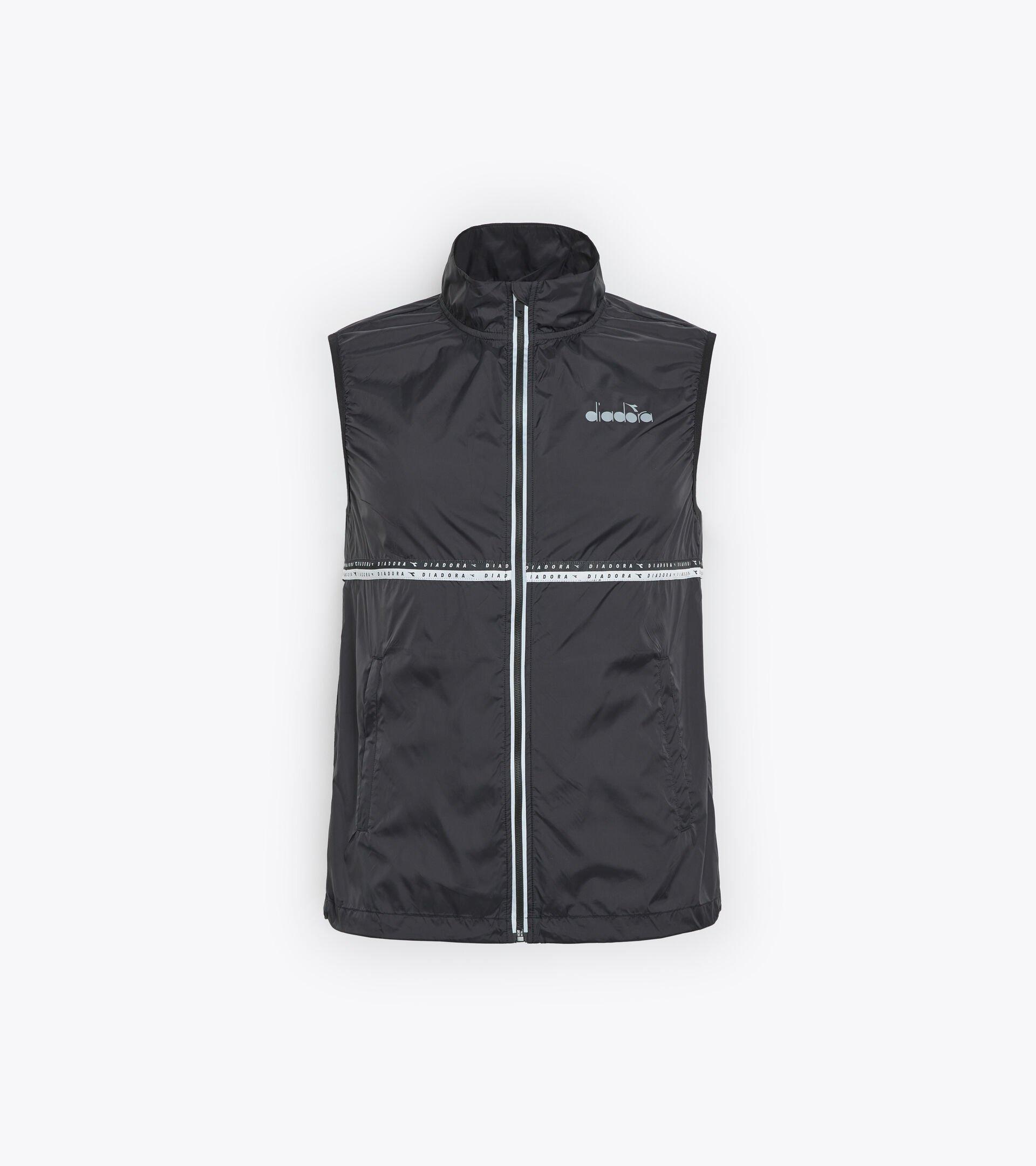 PACKABLE VEST Product Image