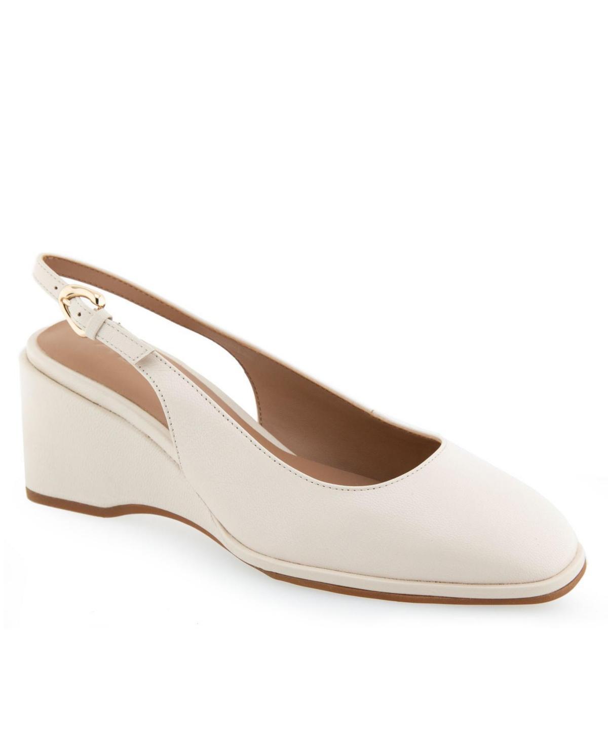 Aerosoles Womens Aria Wedge Slingbacks Product Image