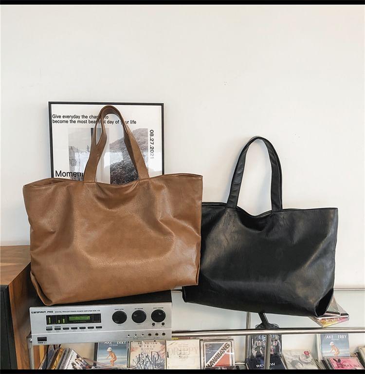 Plain Faux Leather Tote Bag Product Image