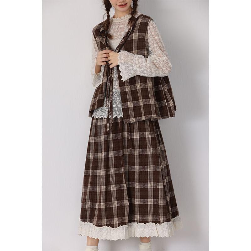 Round Neck Plaid Tie-Up Vest Product Image