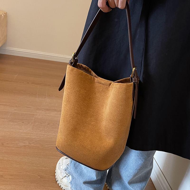 Set: Faux Suede Bucket Bag + Pouch Product Image