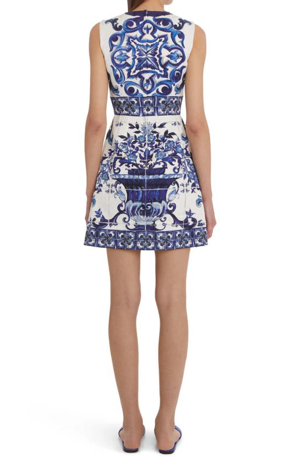 DOLCE & GABBANA Short Majolica-print Brocade Dress In Bianco Product Image