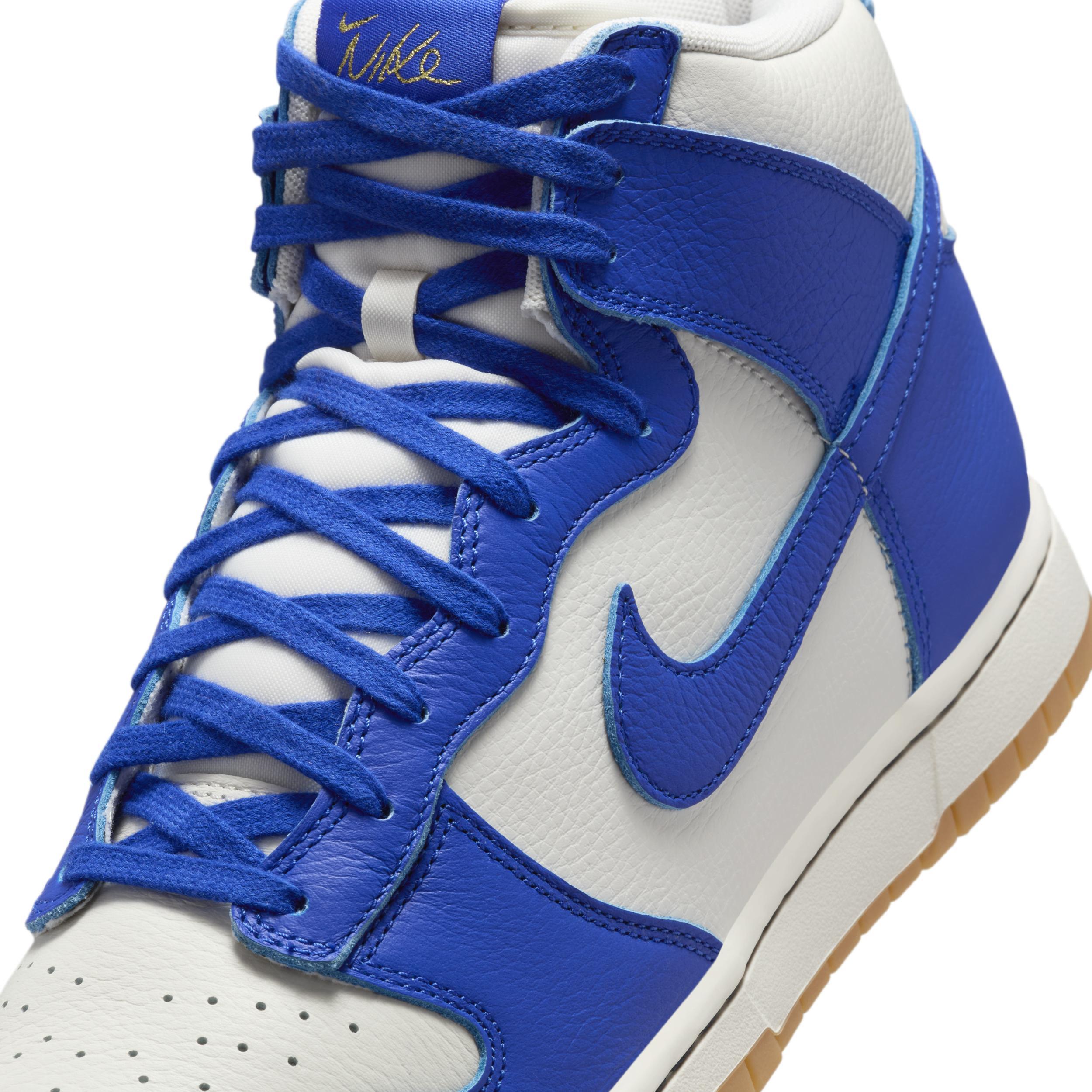 Nike Men's Dunk High Retro SE Shoes Product Image