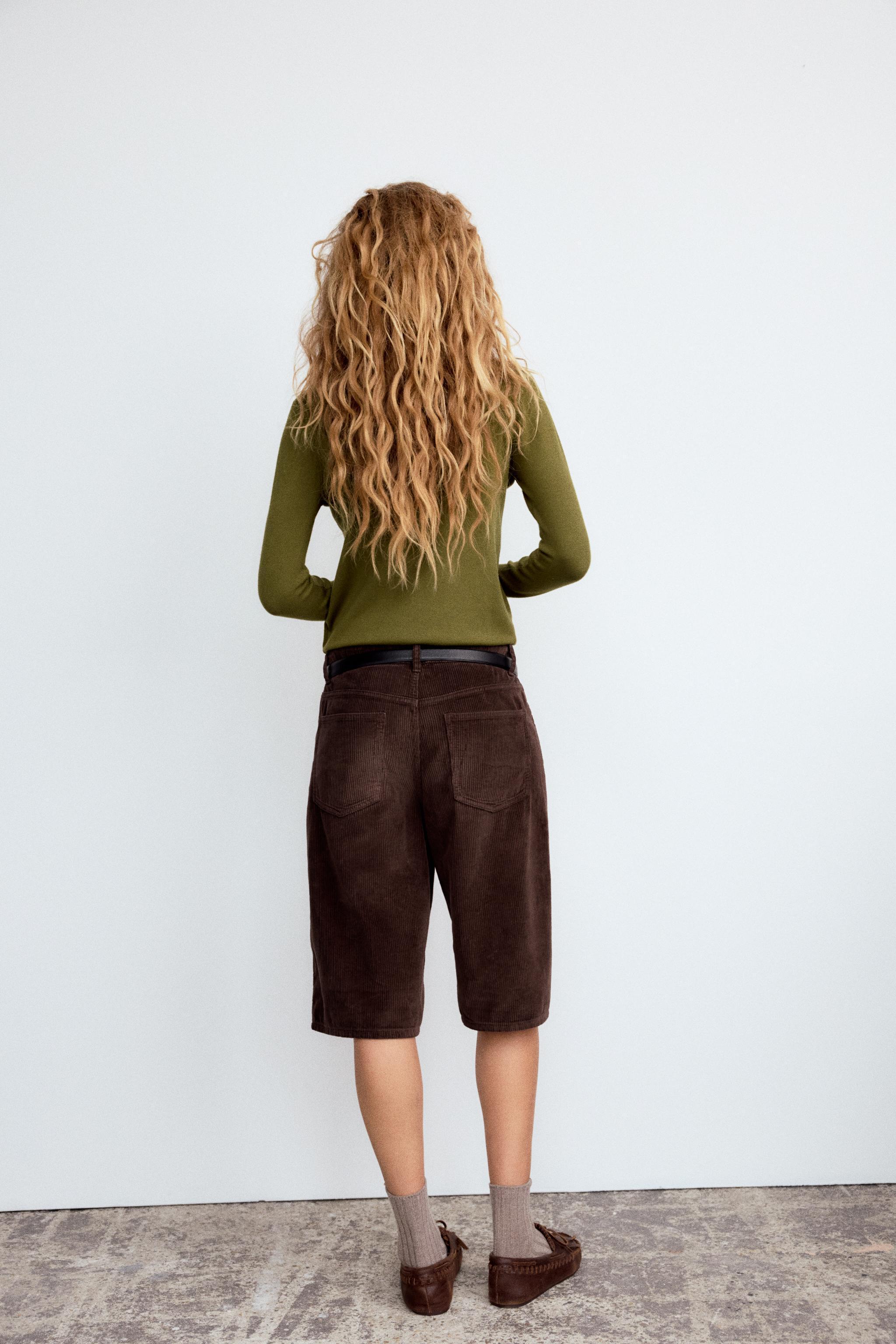 CORDUROY SHORTS Product Image