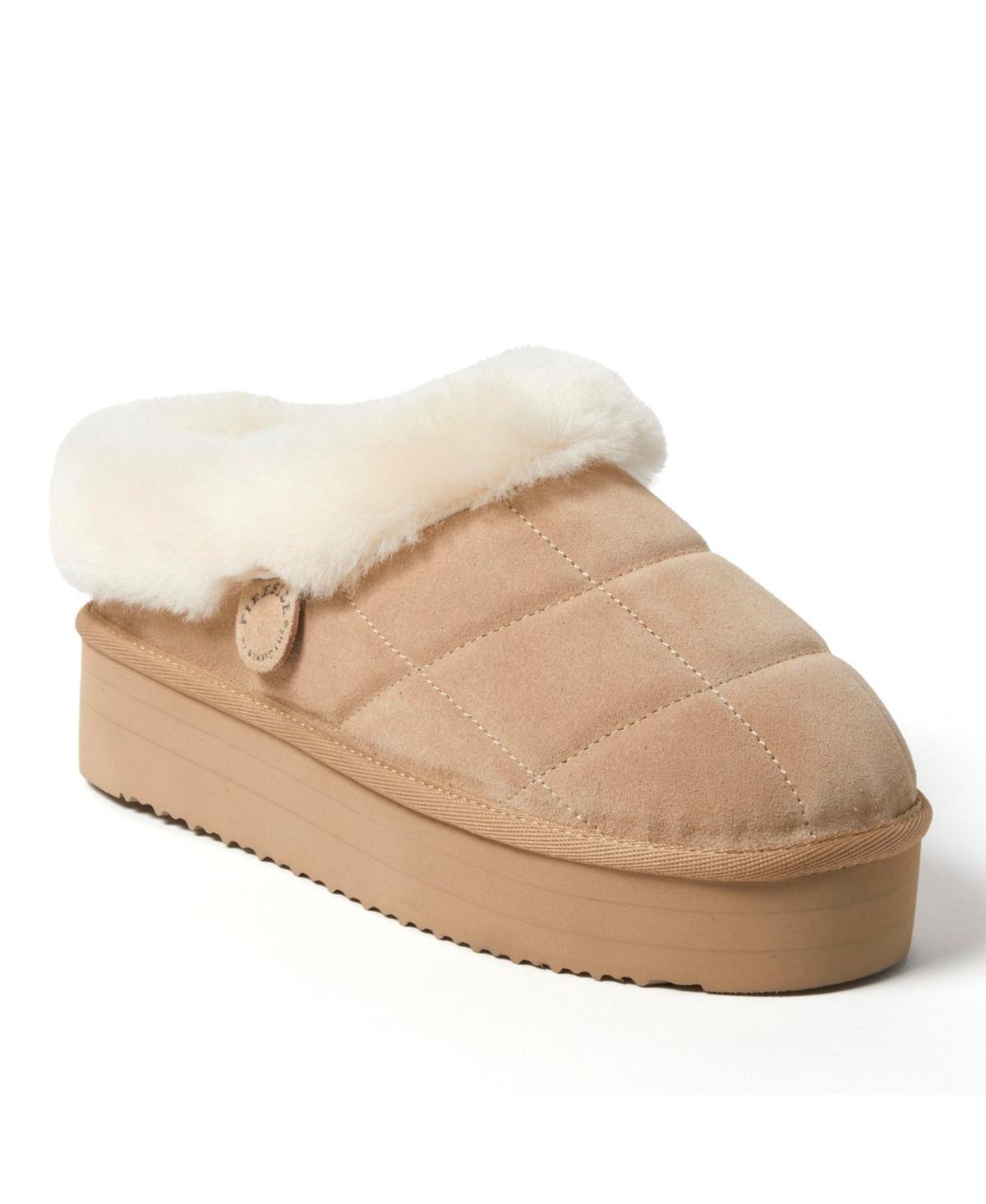 Dearfoams Fireside by Womens Bendigo Genuine Shearling Quilted Platform Clog Slipper Product Image