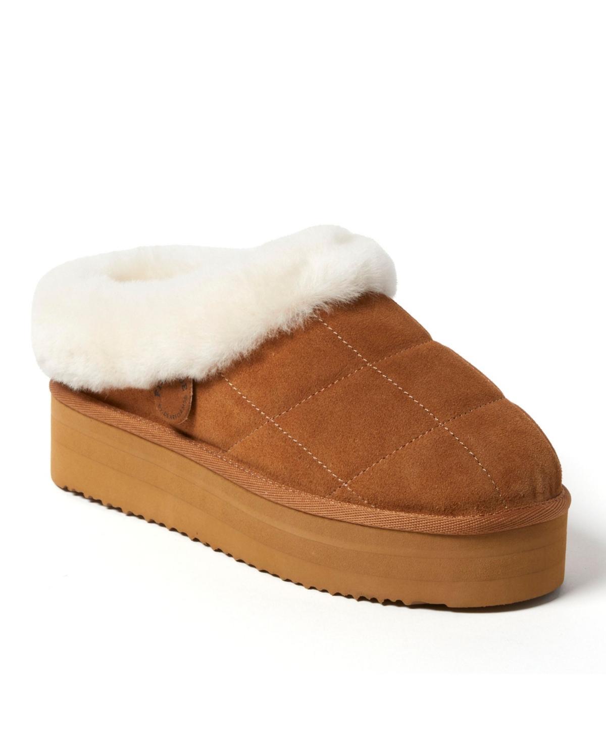 Dearfoams Fireside by Womens Bendigo Genuine Shearling Quilted Platform Clog Slipper Product Image