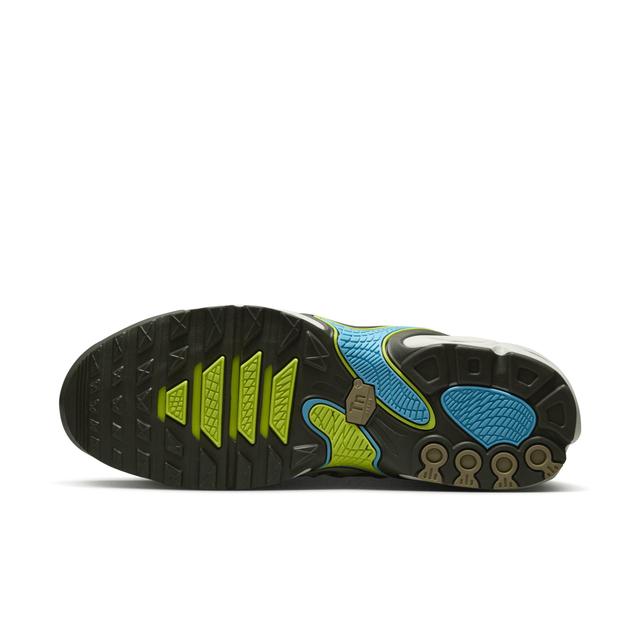 Nike Men's Air Max Plus Drift Shoes Product Image