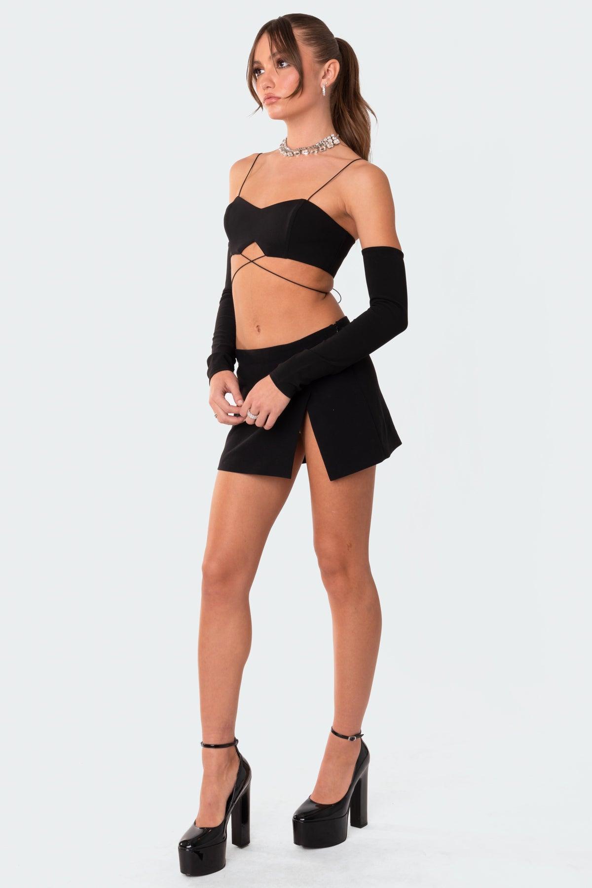 Beatrix separate sleeves crossed crop top Product Image