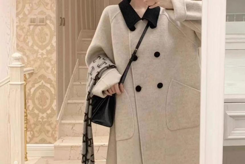 Contrasted Double-Breasted Wool Coat product image