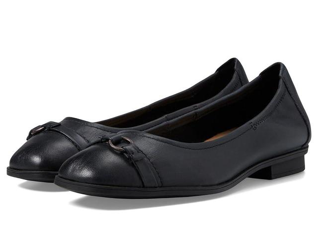 Clarks Lyrical Sky Leather) Women's Slippers Product Image