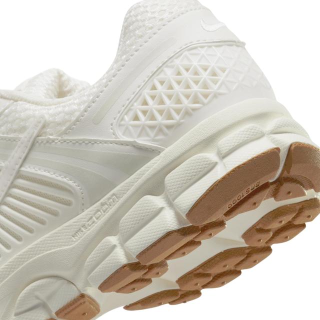 Nike Women's Zoom Vomero 5 Shoes Product Image