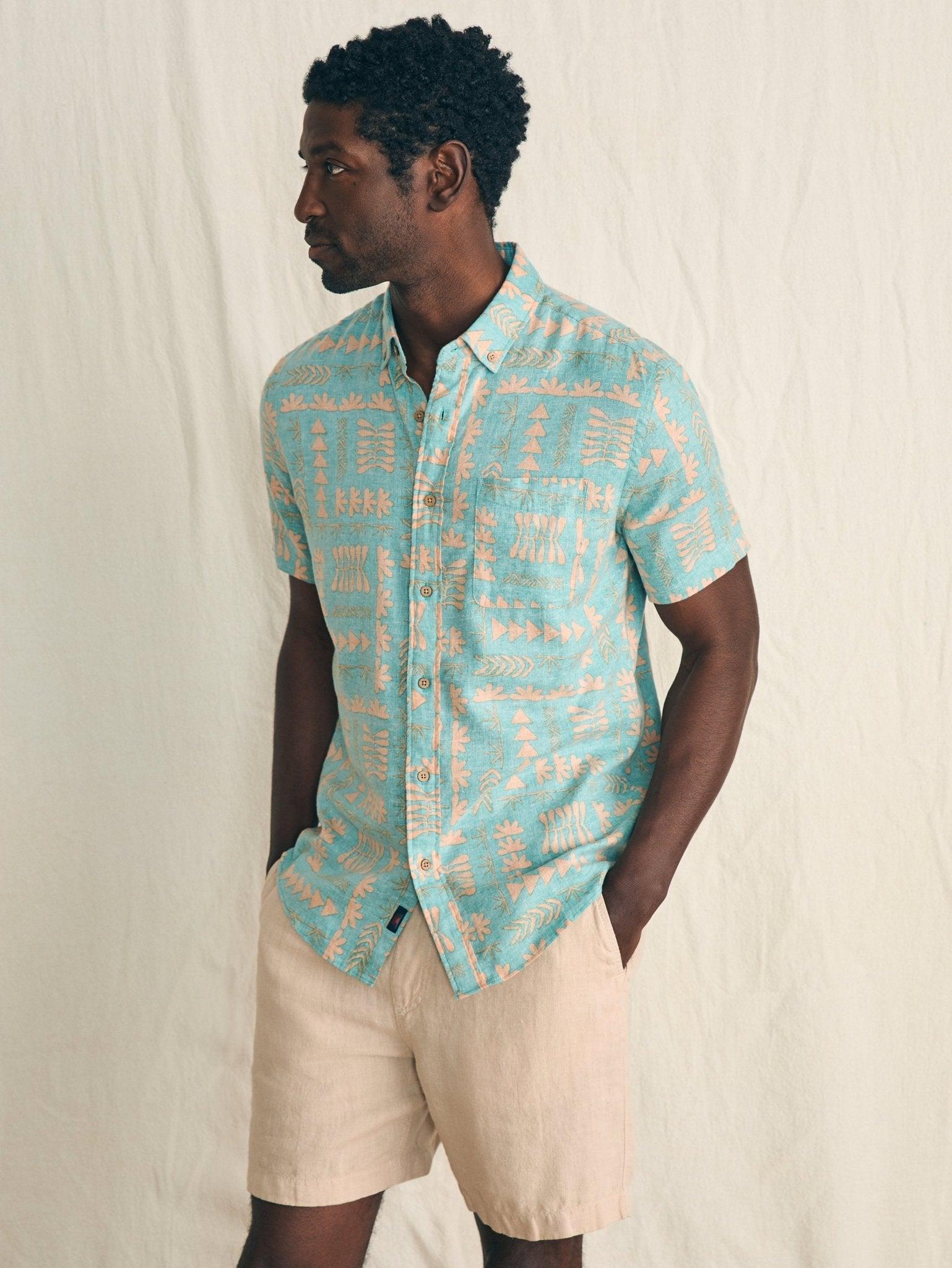 Anna Kahalekulu Short-Sleeve Breeze Shirt - Teal Naupaka Male Product Image