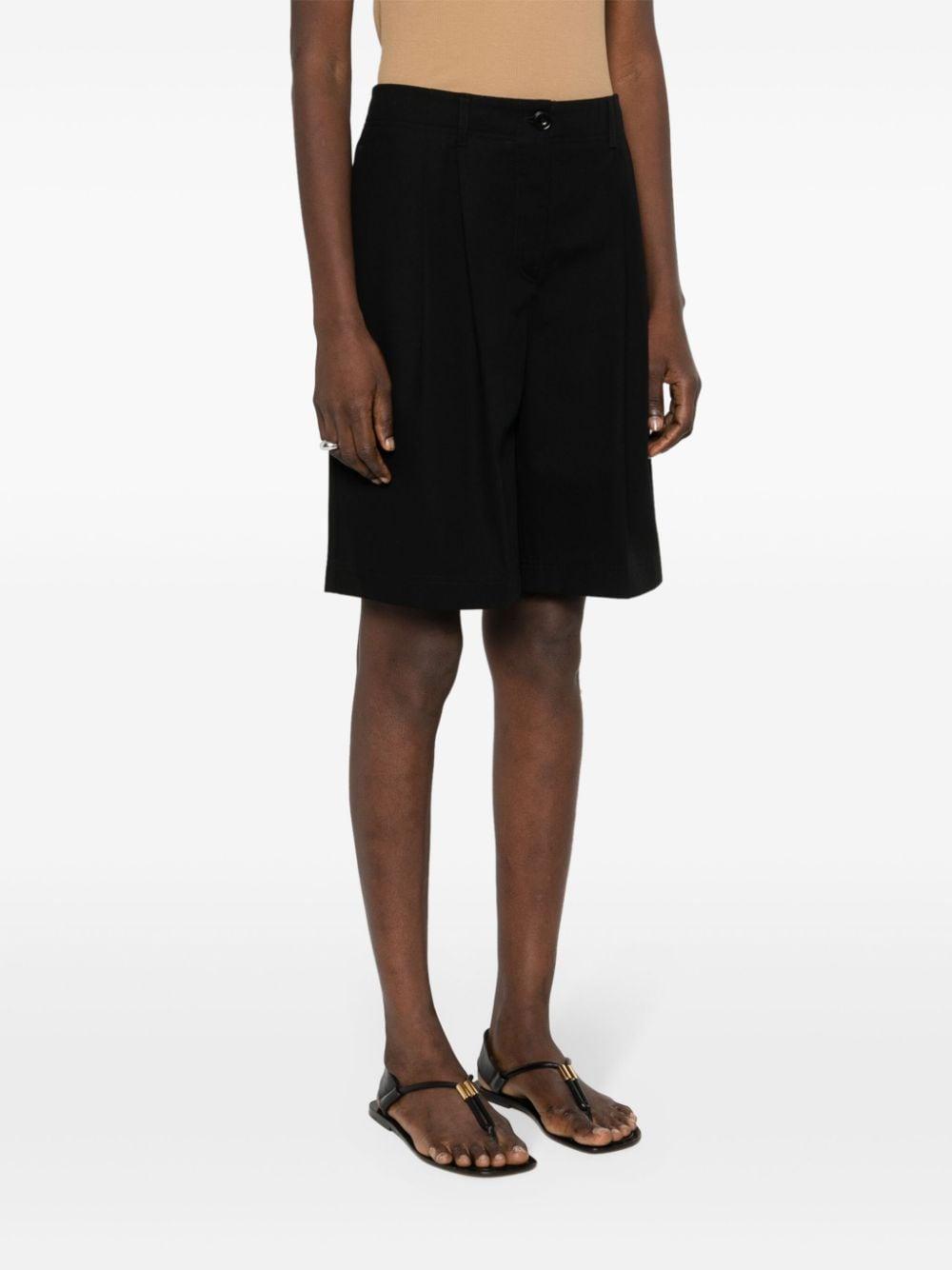 TOTÊME Relaxed Twill Shorts In Black Product Image