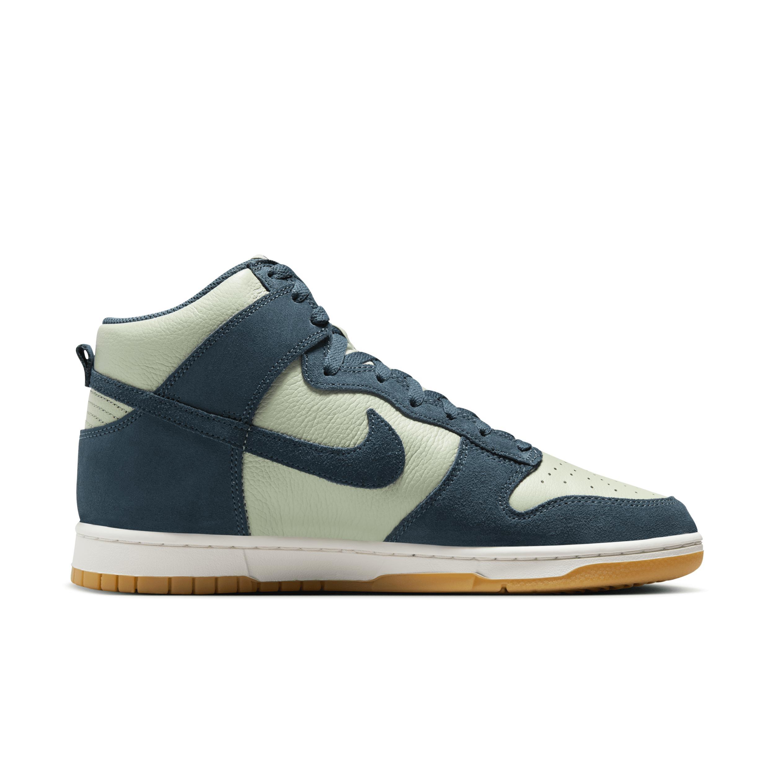 Nike Mens Dunk High Retro SE Shoes Product Image