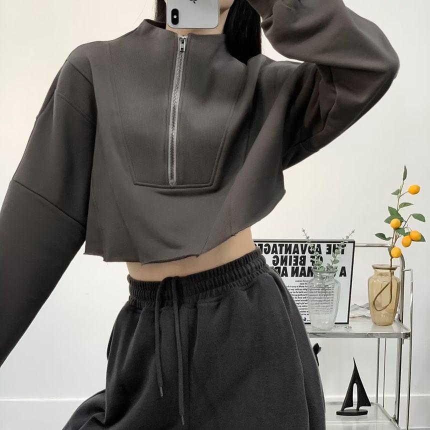 Long-Sleeve Plain High Neck Half-Zip Crop Sweatshirt Product Image