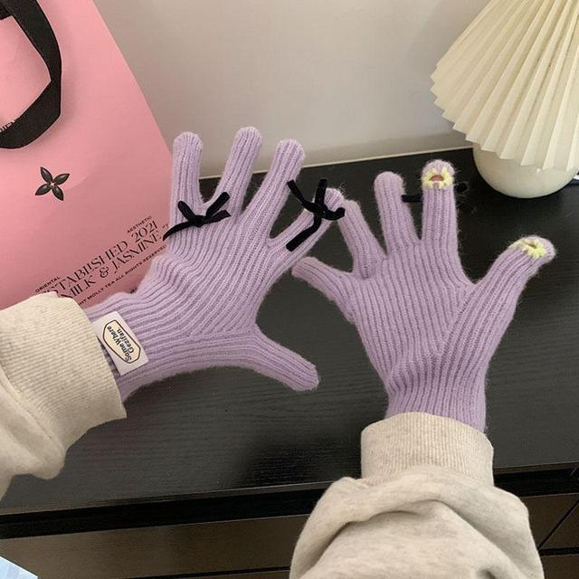 Lettering Applique / Ribbon Touchscreen Knit Gloves Product Image