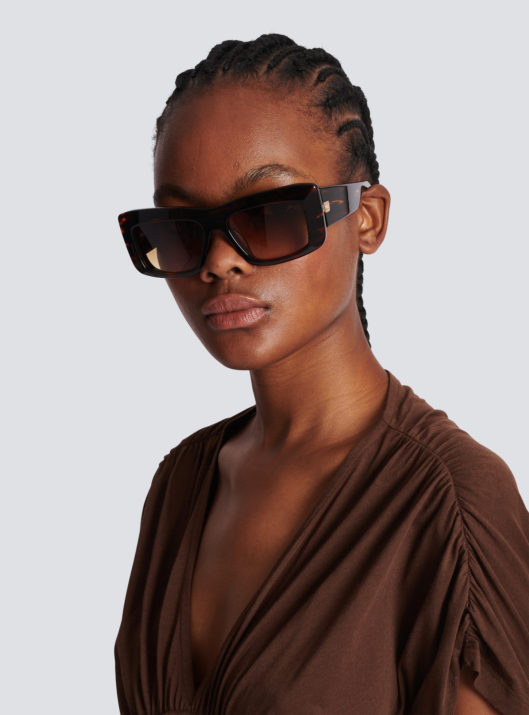 Envie Sunglasses Product Image