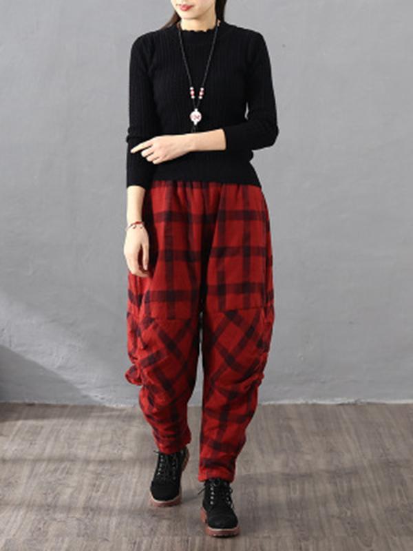 Vintage Plaid Thickening Pleated Harem Pants Product Image