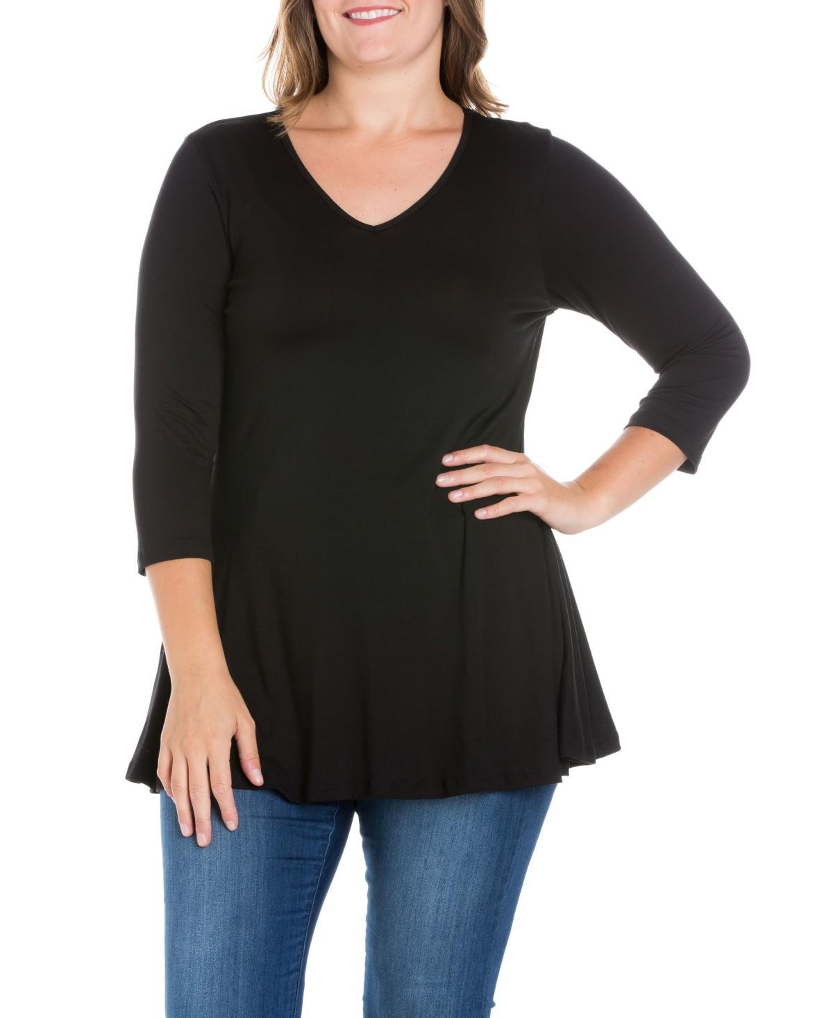 Womens Plus Size Three Quarter Sleeves V-Neck Tunic Top Product Image