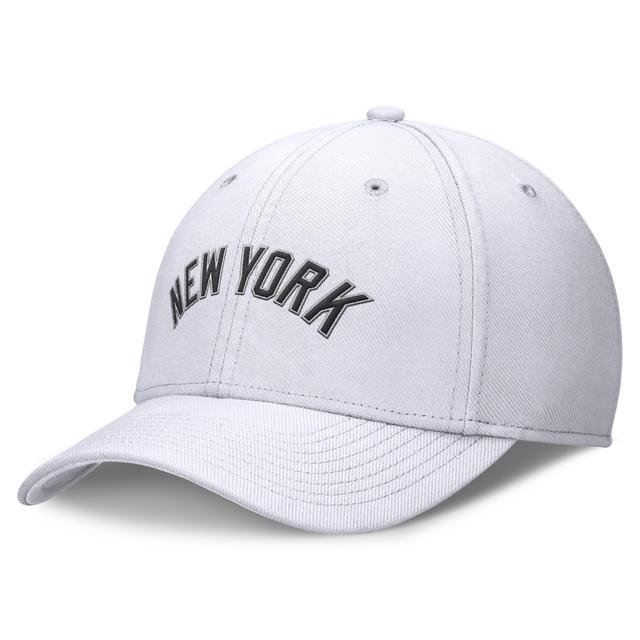 New York Yankees Evergreen Swoosh Nike Men's Dri-FIT MLB Hat Product Image