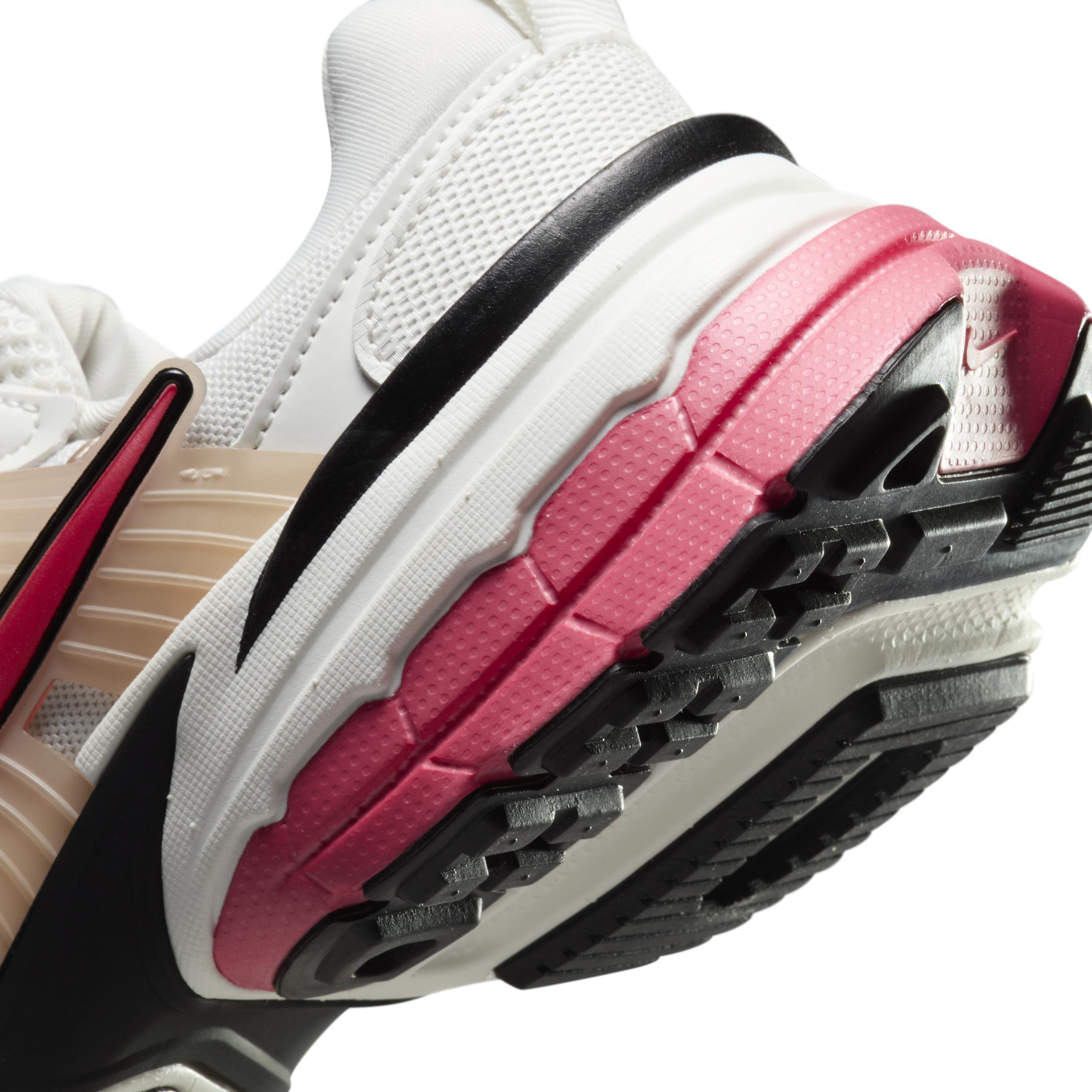 Nike Women's V2K Run Shoes Product Image