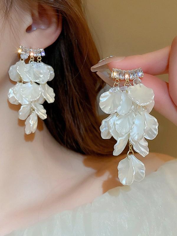 Geometric Leaves Shape Rhine Stones Drop Earrings product image