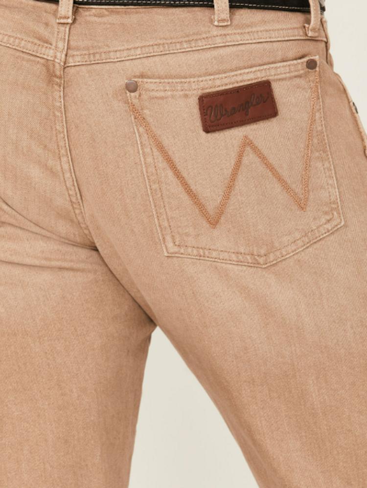 Wrangler Retro® Men's Saddle Tan Slim Straight Stretch Jeans Product Image