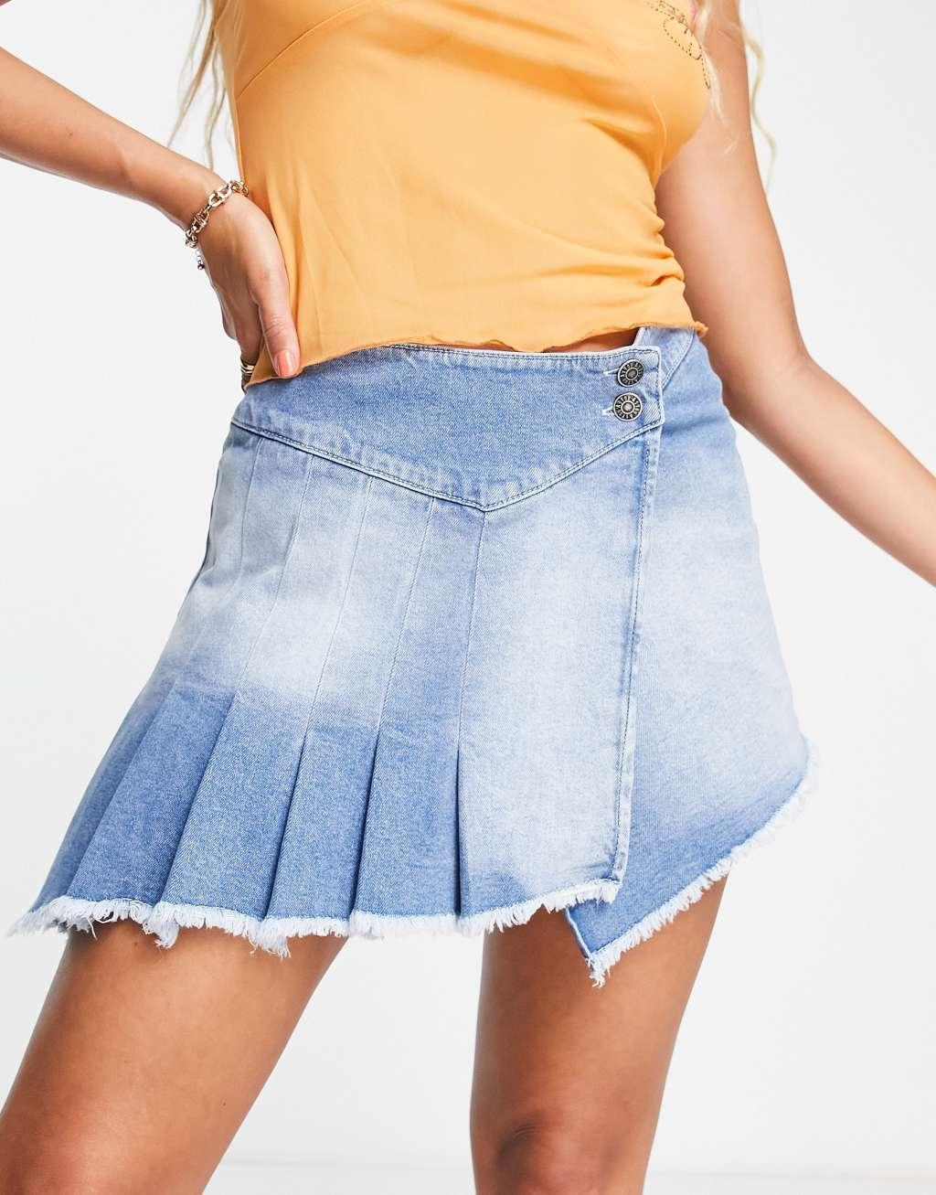 ASYOU pleated 00's denim micro skirt in washed blue product image