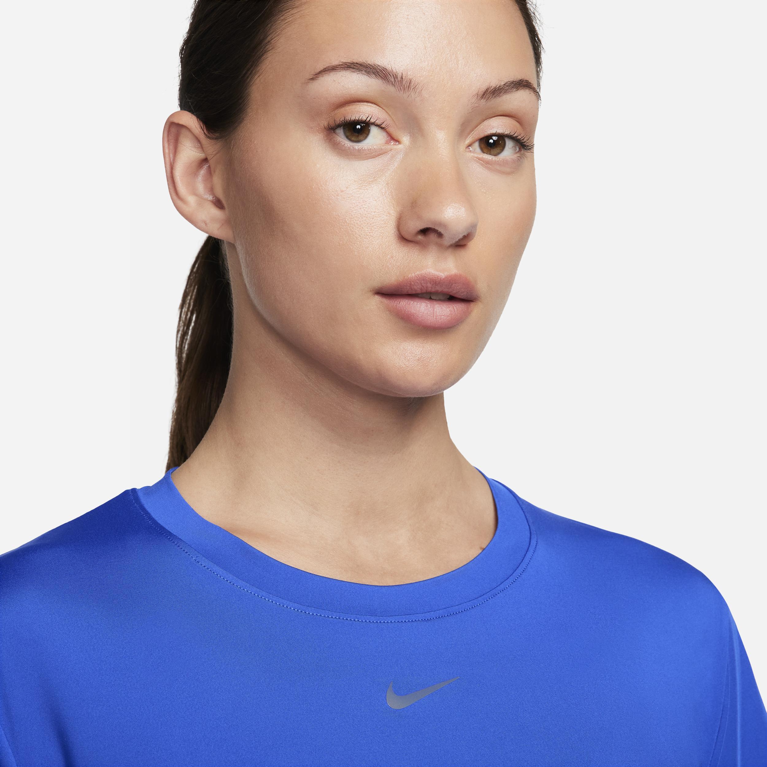 Nike Women's One Classic Dri-FIT Short-Sleeve Cropped Top Product Image