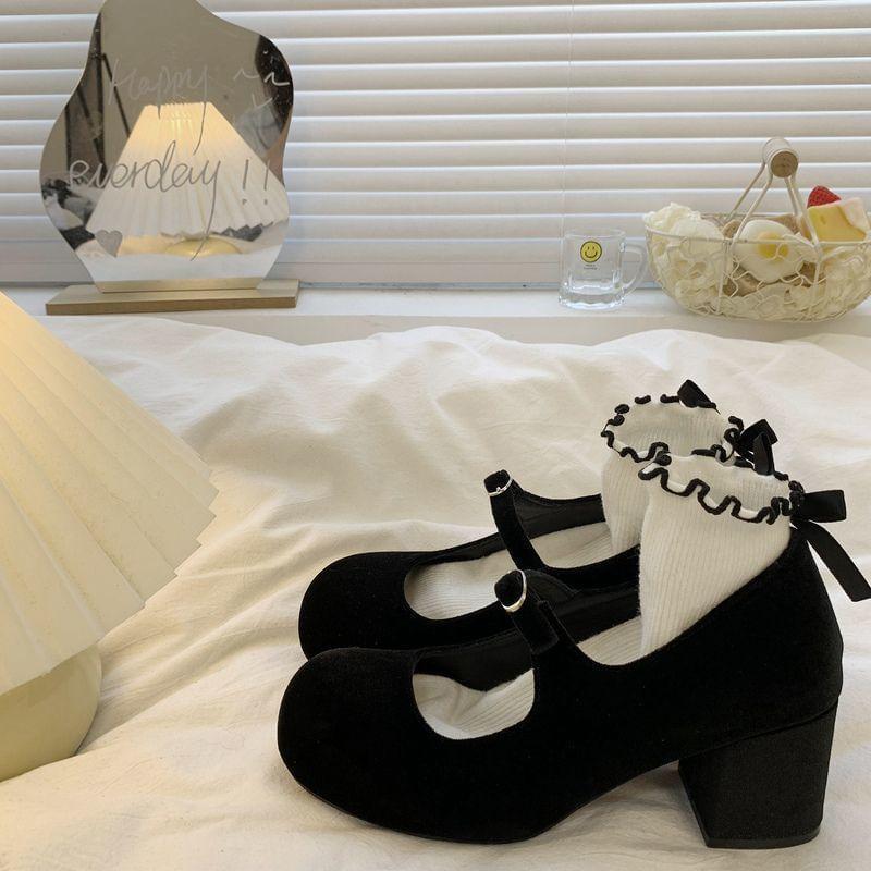 Chunky Heel Mary Jane Pumps product image