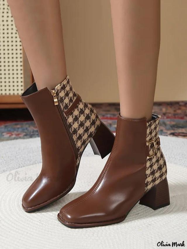 Olivia Mark – Classy Square Toe Chunky Heel Fashion Boots with Houndstooth Metal Decor Product Image