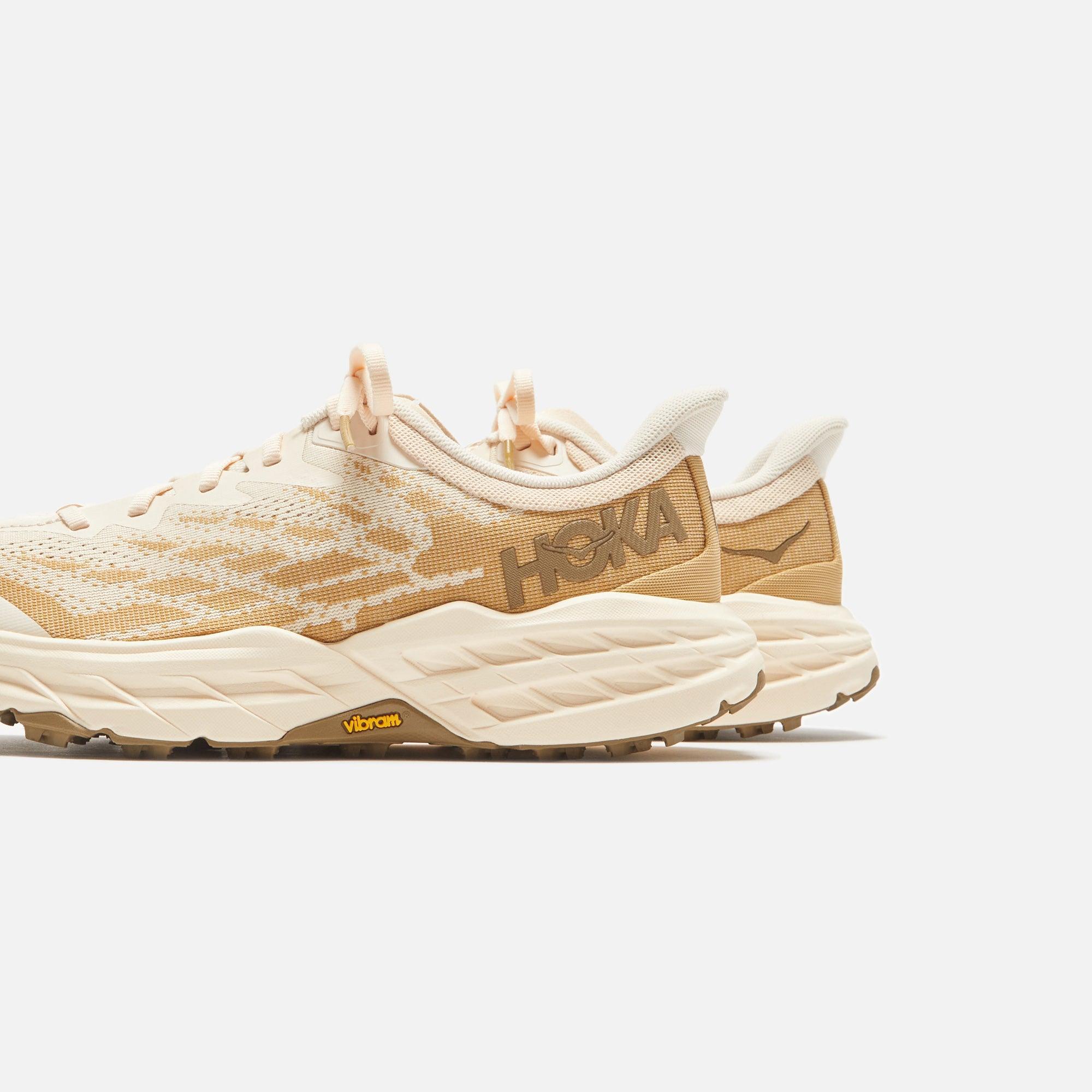 HOKA Speedgoat 5 - Vanilla / Wheat Male Product Image