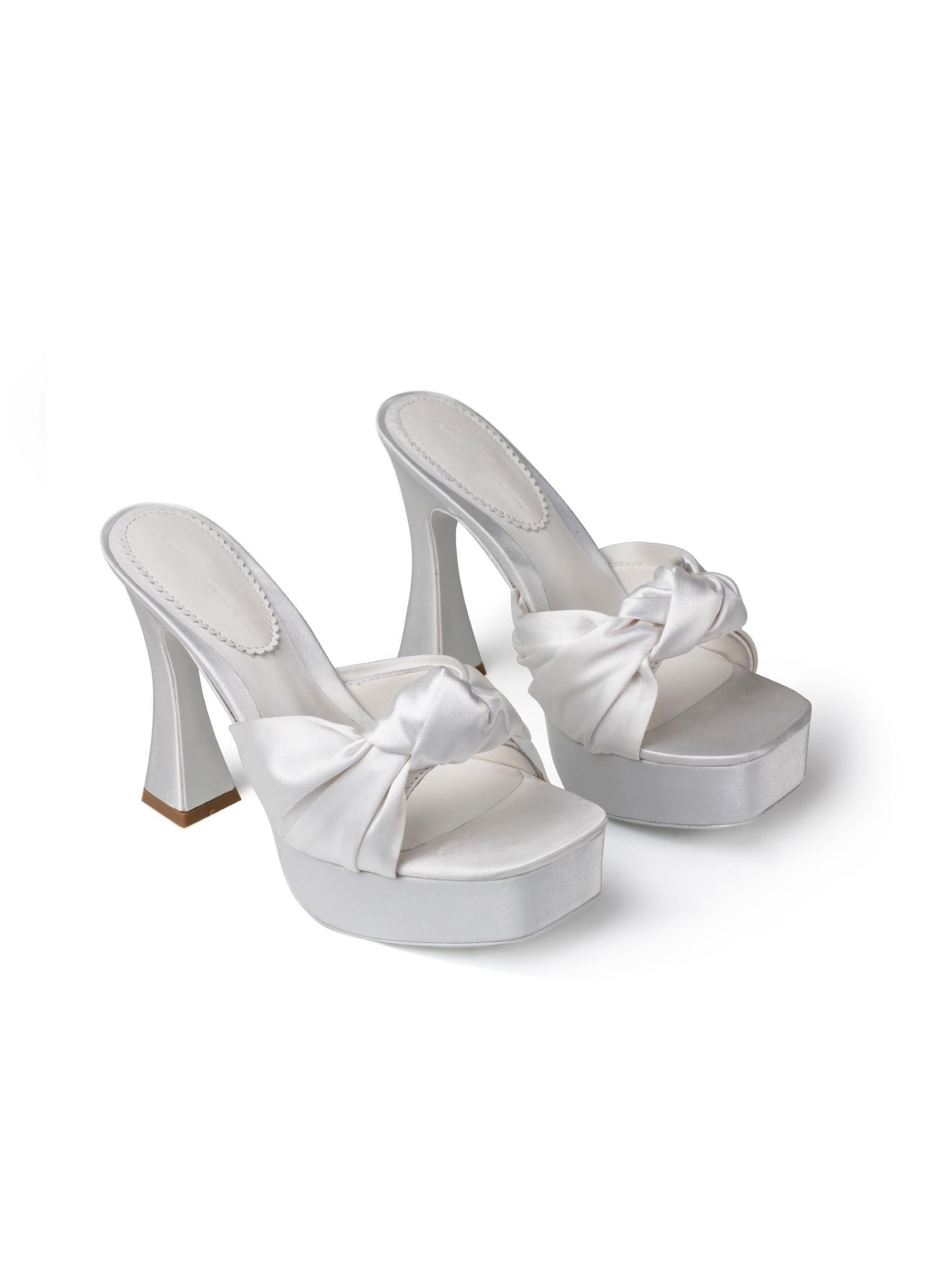 Mara Platform Sandals (White) product image