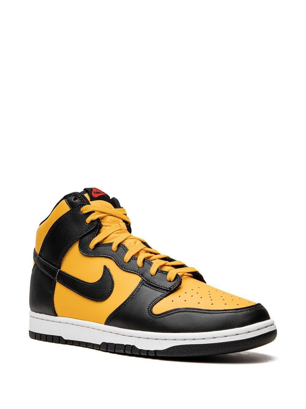 Dunk High Retro Sneakers In University Gold/blac Product Image