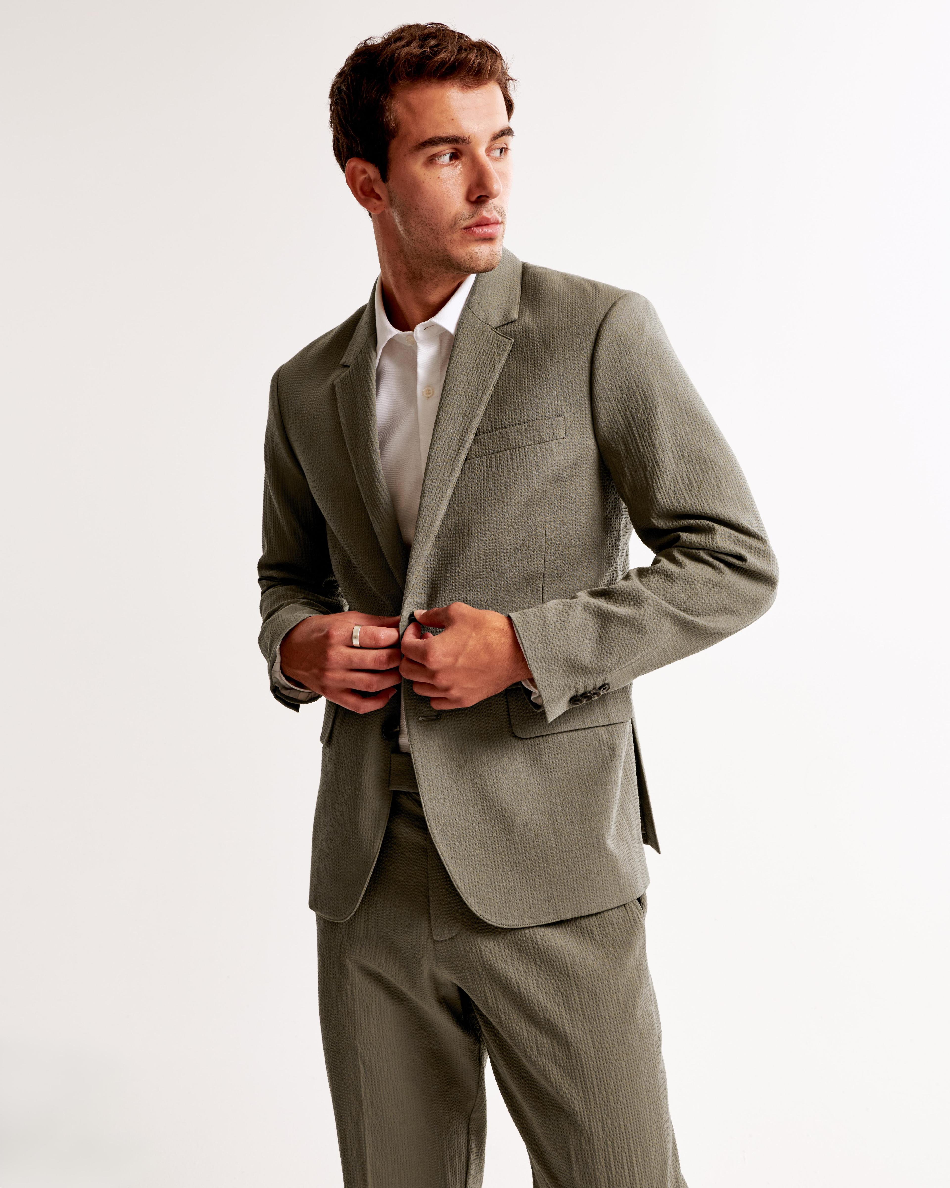 The A&F Collins Tailored Classic Seersucker Blazer product image