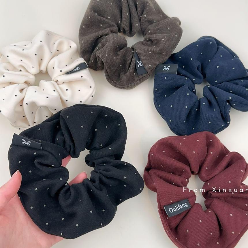 Dotted Scrunchie Product Image