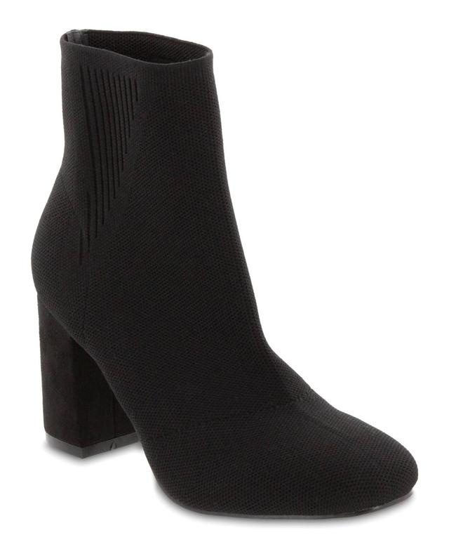 Mia Womens Braxton Block Heel Booties Product Image