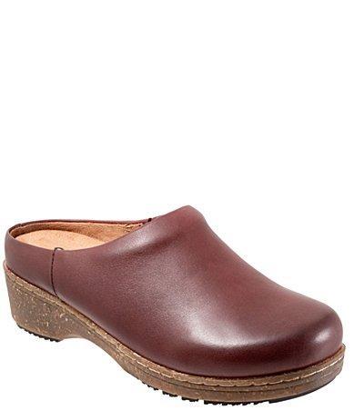 SoftWalk Arvada Leather Clogs Product Image
