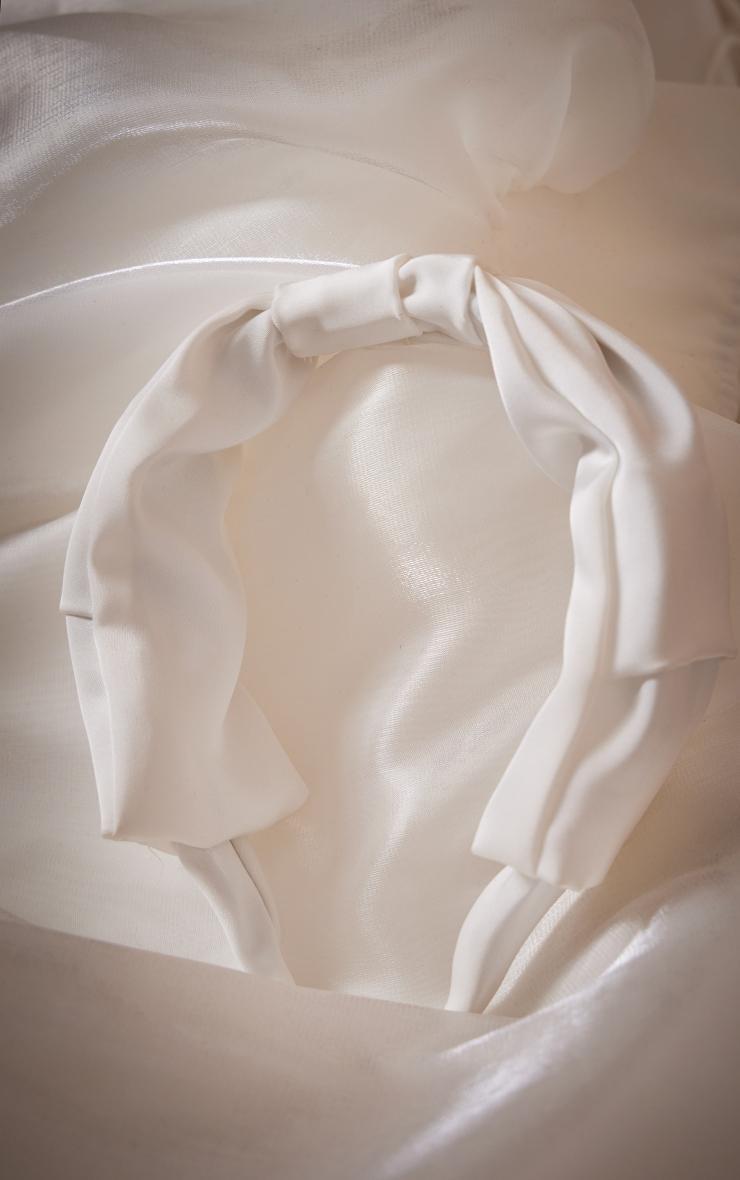 White Satin Bow Detail Ruched Headband Product Image