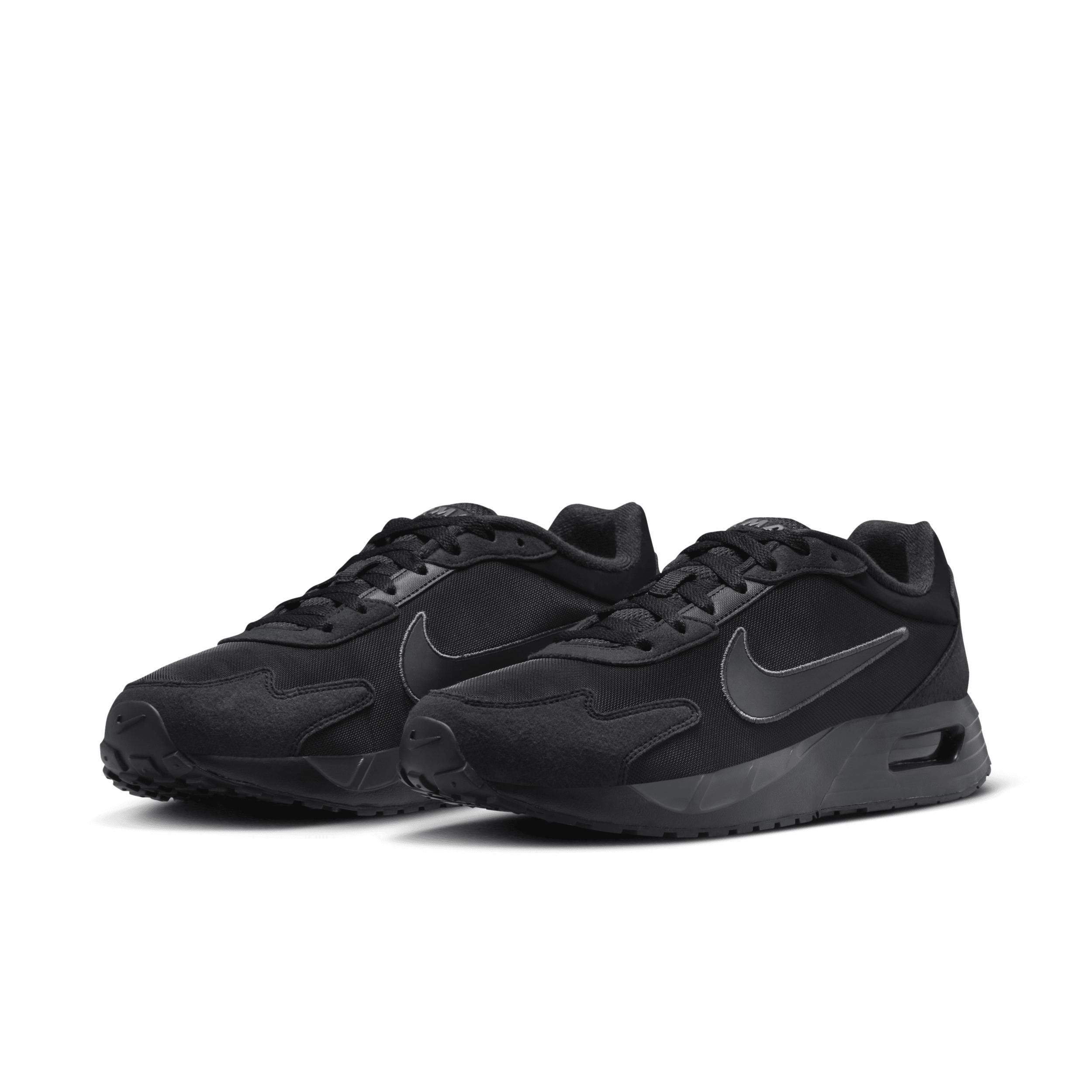 Nike Men's Air Max Solo Shoes Product Image