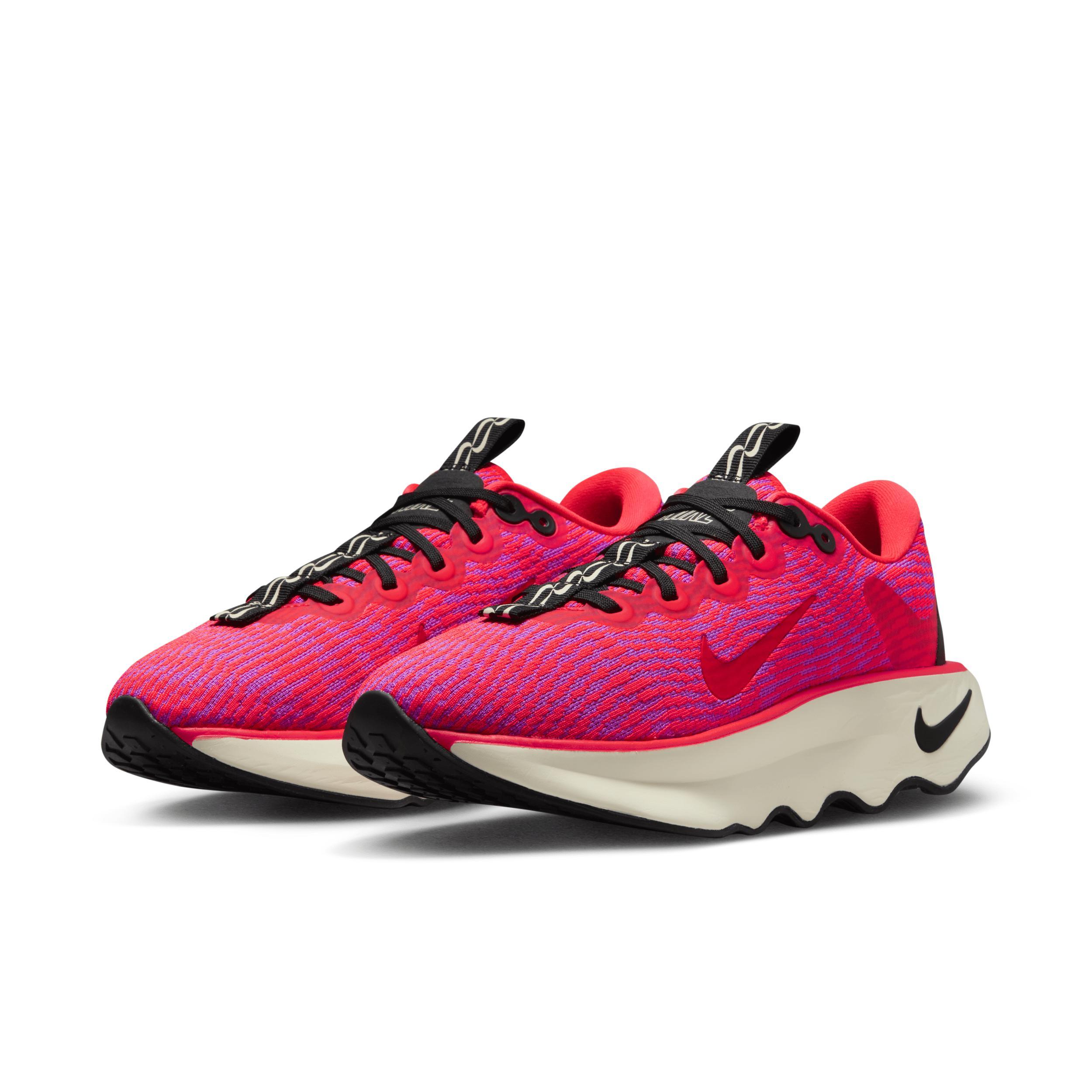 Nike Womens Motiva Walking Shoes Product Image